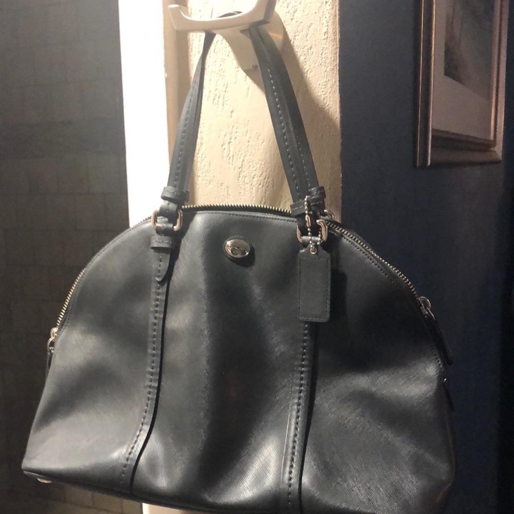 Coach fabric handbag with full lining great condition